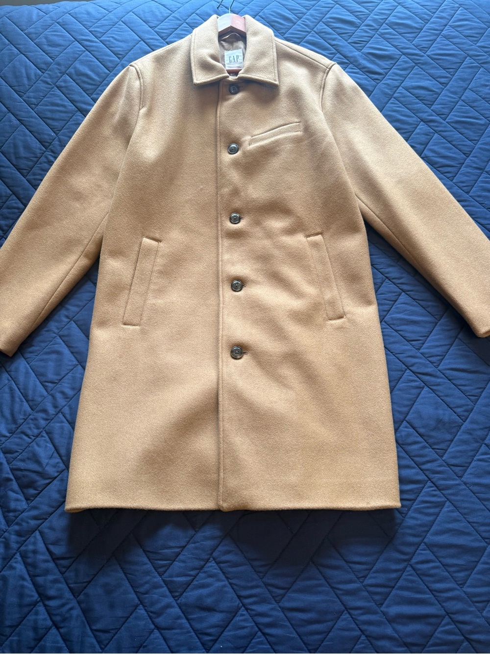 Gap Men’s wool blend camel trench coat sz Lg